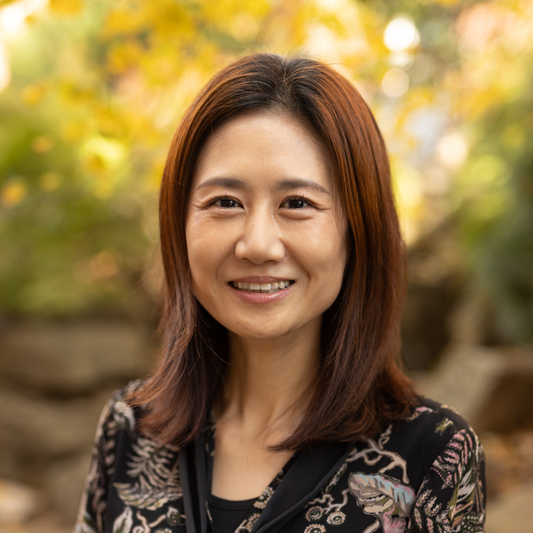 Sun Joo Lee
